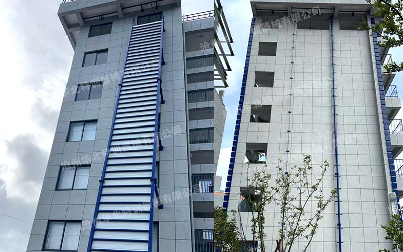 浙江某職業(yè)技能培訓(xùn)基地攀登樓附屬設(shè)施順利完工!